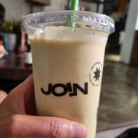 None of their smoothies are vegan marked so make sure to ask twice at JOIN Juice Bars - Paleon Patron Germanou in Thessaloniki