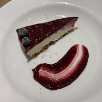 Red berry cheezecake at De/Raiz Cocina Café - Calle 65 in Bogota