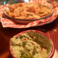 Nachos with guacamole #Veganuary at Smithy's Tavern in Huez