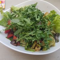 Salat mit Grillgemüse at Joyce in Reutte