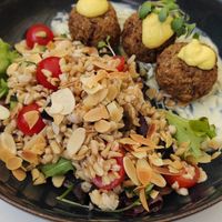 No-meat balls (beware - cold!) at The Therapist - LxFactory in Lisbon