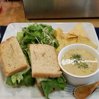 Vegan sandwich set with soup  at Nobister in Nagasaki