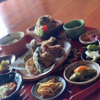 Lunch set plate at Nyabinghi in Ikoma
