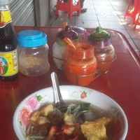 Tasty noodle soup with vegan "pork" at Pan Road - Vegan Food Cart in Bangkok