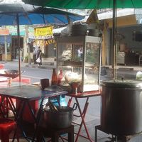 View to the street, to show the real relative  location. at Pan Road - Vegan Food Cart in Bangkok