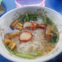 Noodle soup with tofu and mock chicken at Pan Road - Vegan Food Cart in Bangkok