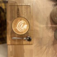 Flat white 😍😍😍😍  #Veganuary at Madal Coffee Co - Ferenciek Tere in Budapest