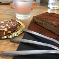 Chocolate salami & Veganisu at Dall'Albero in Rome