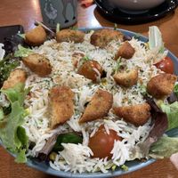 Ensalada con arroz y nuggets veganos   at El Halcón Milenario in Caceres