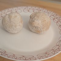 Cinnamon and sugar donuts at Gooseberries in St Louis