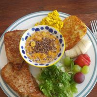 Tofu scramble, cereals, toast, salad at Around Green - 어라운드 그린 in Seoul