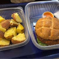 Hamburguesa de frijoles at Espressate in Lima