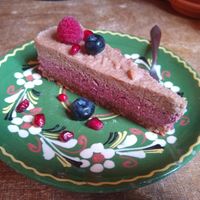 Cheesecake with banana, strawberry and coconut at Oerwoud in Den Bosch