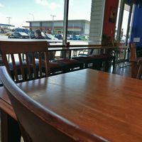 plenty of indoor seating at Jabies Doner Kebab in Bulls