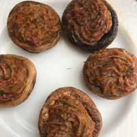 Filled mushrooms  at Taskatenda in Salvaterra De Mino