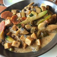 Cazuela de champiñones y tempeh at Taskatenda in Salvaterra De Mino