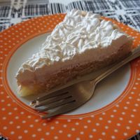 Lemon pie at La Cocina de Beterraga Rebelde in Valparaiso