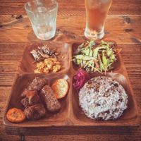 perfect lunch set - just 1000 (excluding whisky sour ;-) at Umi Cafe in Tokyo