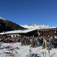 Great vegan options right under the lift  at Bubi's Schihuette in Soelden