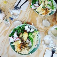 assiette du jour at Otium Cold Press in Paris