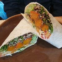 Kürbis-Quinoa-Wrap at Green Leaf Cafe in Erding
