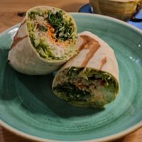 "Breakfast quinoa wraps" (12,50€) at Green Leaf Cafe in Erding