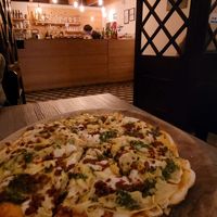 Best vegan pizza with vegan chorizo at La Matatena Pizzeria in Oaxaca