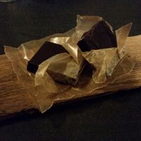 Great baked goods. This is a raw chocolate bar that you can get as takeout. There are often muffins, scones or other options as well, but it depends on the season and can sell out. at Ship Street Cafe in Sendai