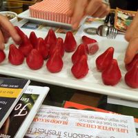 Indonesian evening.
Indonesian sweets filled with a sweet bean paste. at Green & Vegan - Pop-Up in Cape Town