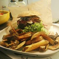 Black Bean Burger & absolutely tasty cherry beer at Marta's Veggie Fusion in Split