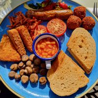 Big vegan breakfast at Carnero Lounge in Derby