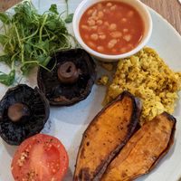 Vegan breakfast at LHR - WonderTree - T2 in West London
