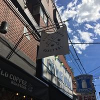 Great logo at Lilo Coffee Roasters in Osaka