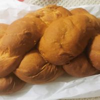 Vegan brioche at Fill Good in Budapest