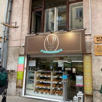 Front  at Fill Good in Budapest