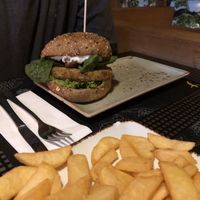 Trüffelfee burger at Peter Pane in Flensburg