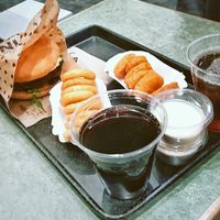 Burger, Onion Rings, Nuggets, Dips & Drinks at Swing Kitchen - Josefstadt in Vienna
