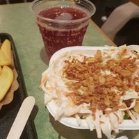 Coleslaw and raspberry lemonade at Swing Kitchen - Josefstadt in Vienna