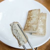 fried tofu (black beans) - close-up at Baengnyeonok - 백년옥 in Seoul
