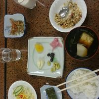 Vegan breakfast
 at Shukobo Komadori-sanso in Mitake