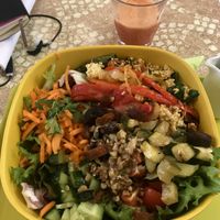 Bowl of the day. 😋 yummy ! at World Food Barn in Paris
