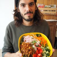 We Eat 1 at World Food Barn in Paris