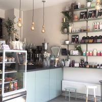 Theke  at Oslo Raw - Adamstuen Torg in Oslo