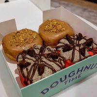 Liam Hemsworthy and Get Ready To Crumble
 at Doughnut Time in South Bank