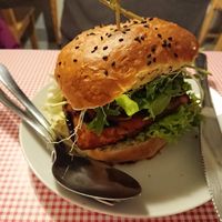 Tofu burger at Wegeneracja in Grodzisk Mazowiecki