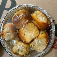 Vegan Garlic Knots 🧄 at Pazzo Wood Fired Pizza in Wading River