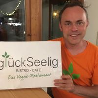 der Chef kocht selbst   at Veganistro in Miesbach