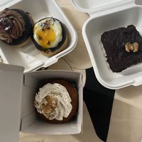 Carrot cake muffin, brownie, passion fruit and chocolate donut   at Chök in Barcelona
