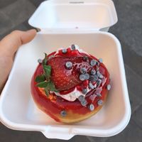 Erdbeer Donut  at Chök in Barcelona
