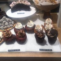 June 2017 - all vegan food labelled  at Chök in Barcelona